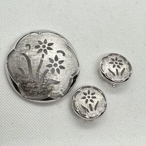 Sarah Coventry Brooch Pendant & Clip On Earrings Silhouette Floral Vintage